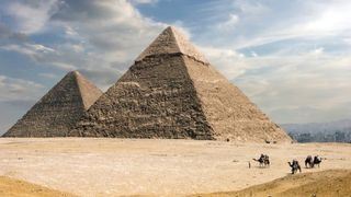 The Great Pyramids of Giza - Khufu&#039;s on the right and Cheops&#039;s on the left, Giza Plataeu, Egypt